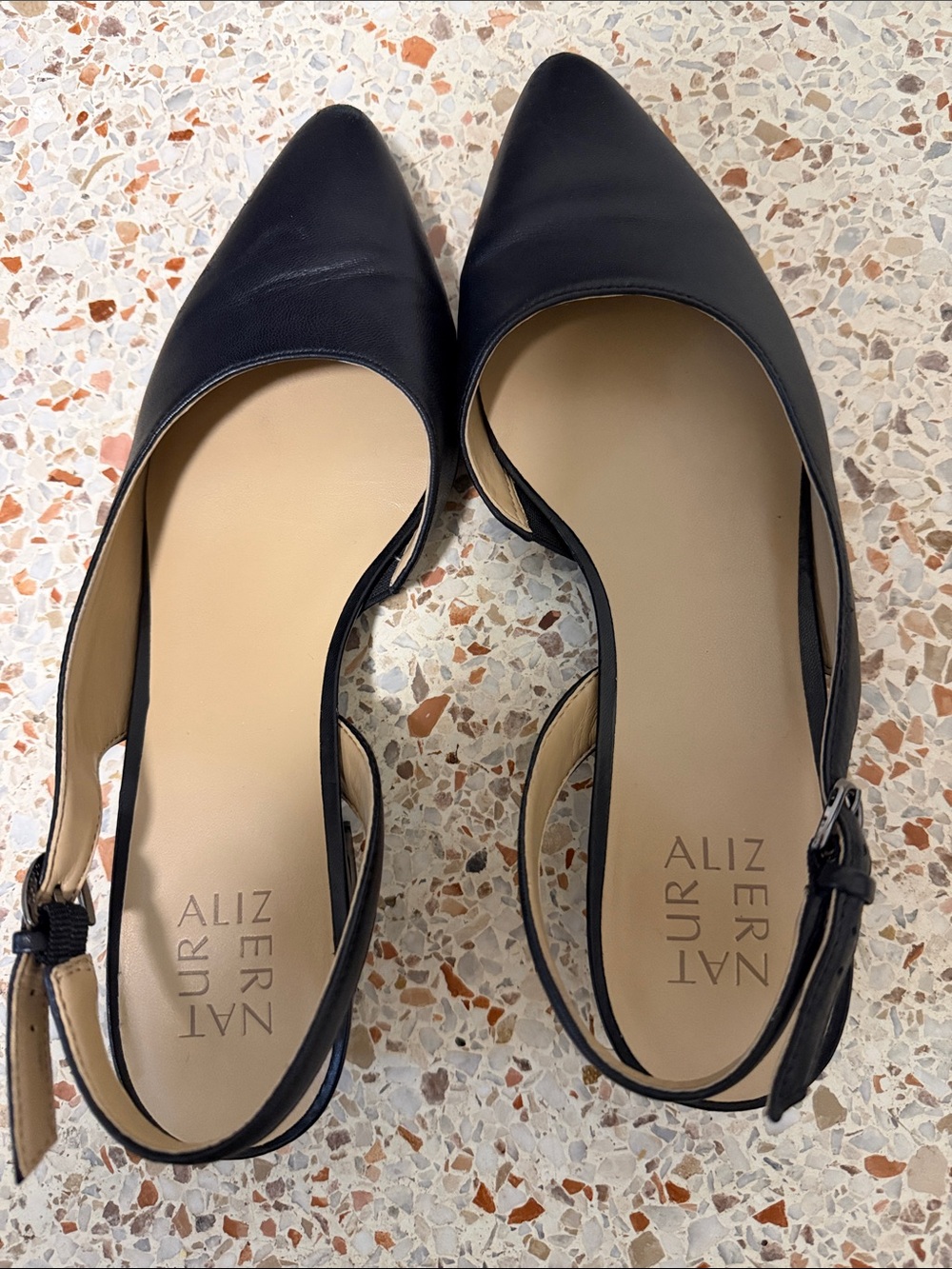 Naturalizer Banks Black Pointed Slingback Flats with Buckle 8.5W - Picture 2 of 5
